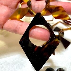 Conjunto de Collar con Aretes de Carey